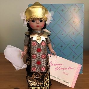Madame Alexander Bali 8 inch doll
